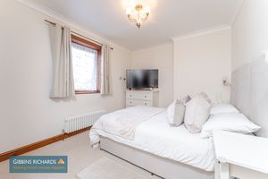 Bedroom- click for photo gallery